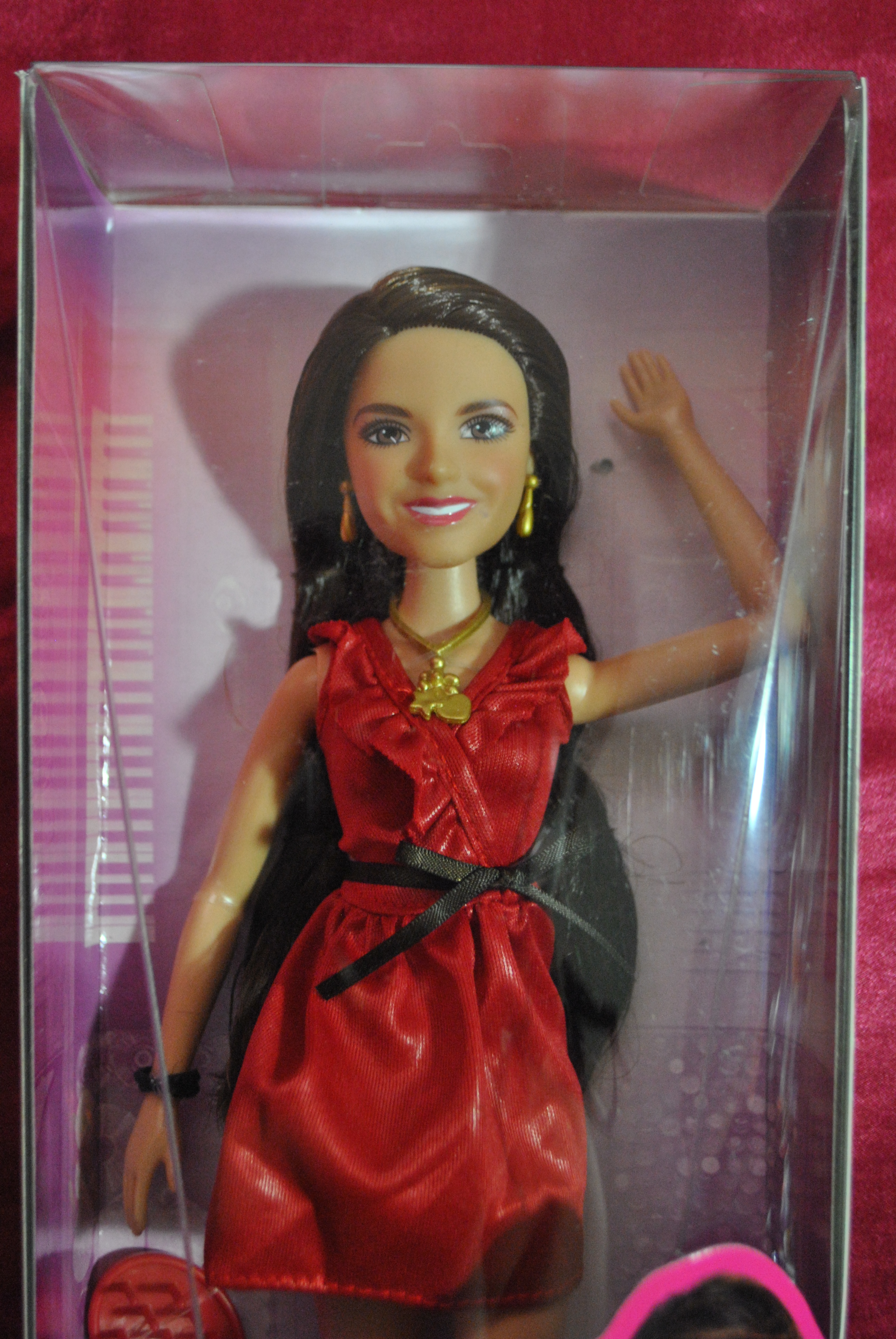 Nickelodeon Victorious Singing Tori Vega Doll - Victoria Justice